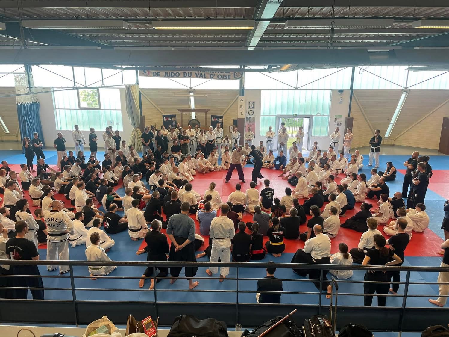 Démonstration au dojo lors des 24 Heures du Samouraï